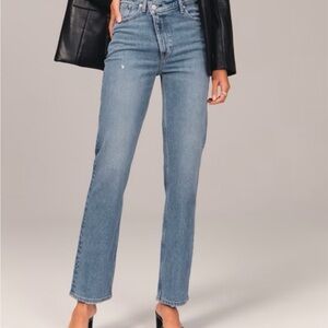 Abercrombie & Fitch LOVE 90s straight Ultra high rise Women Jeans